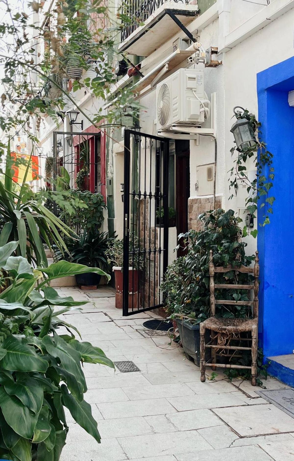 Apartamento En Casco Antiguo De Alicante Buitenkant foto