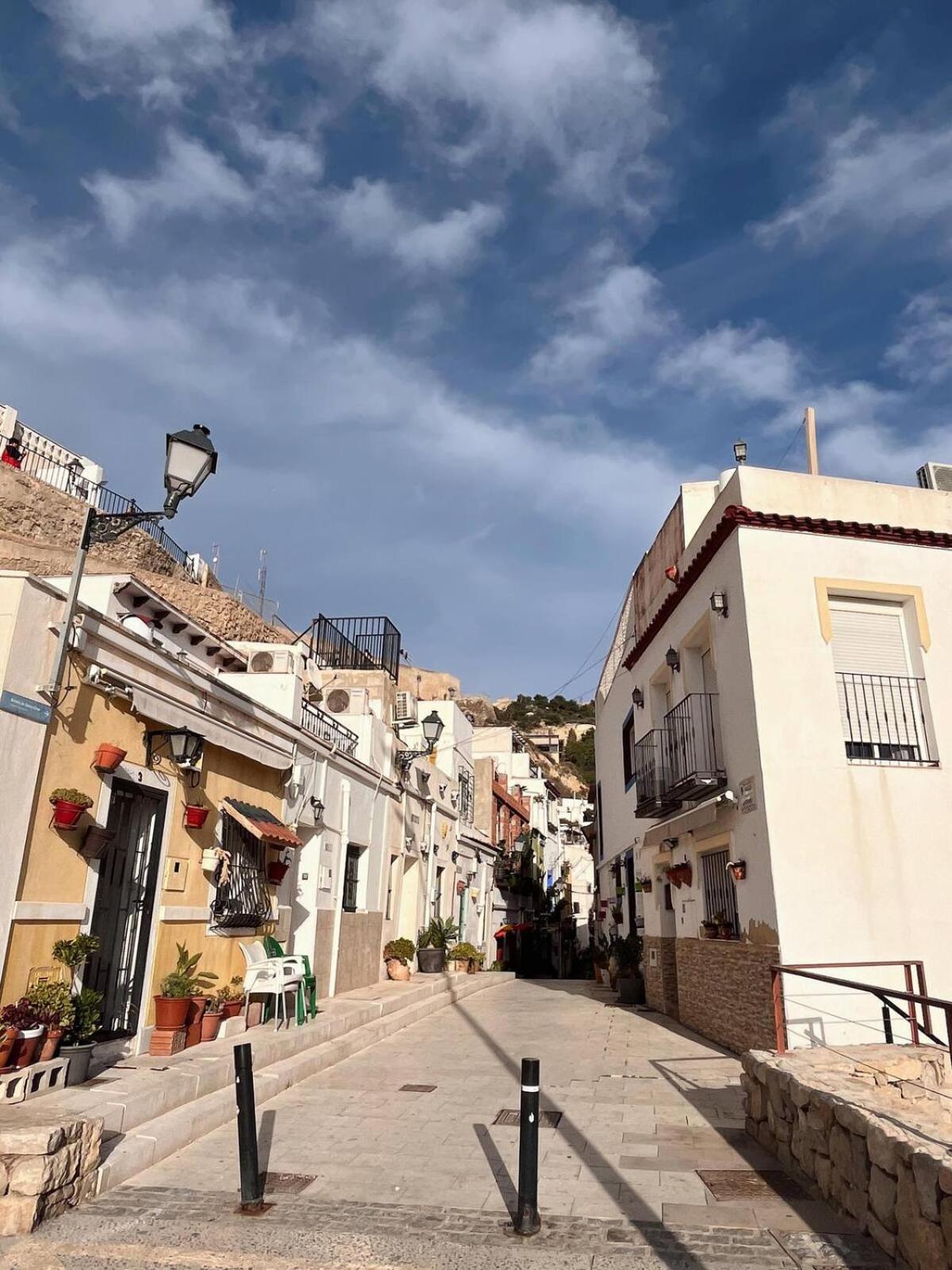 Apartamento En Casco Antiguo De Alicante Buitenkant foto